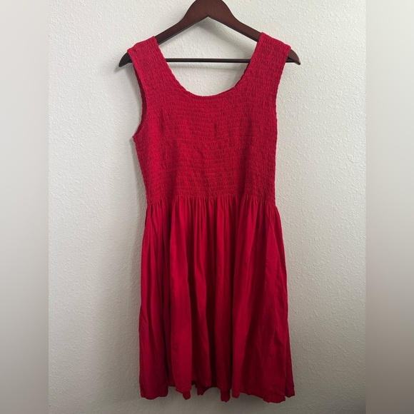 Go Fish Milan Smocked Dress Size L - Picture 2 of 3